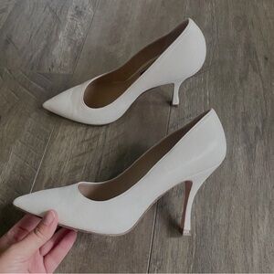 Stuart Weitzman White Leather Pointed Pumps
